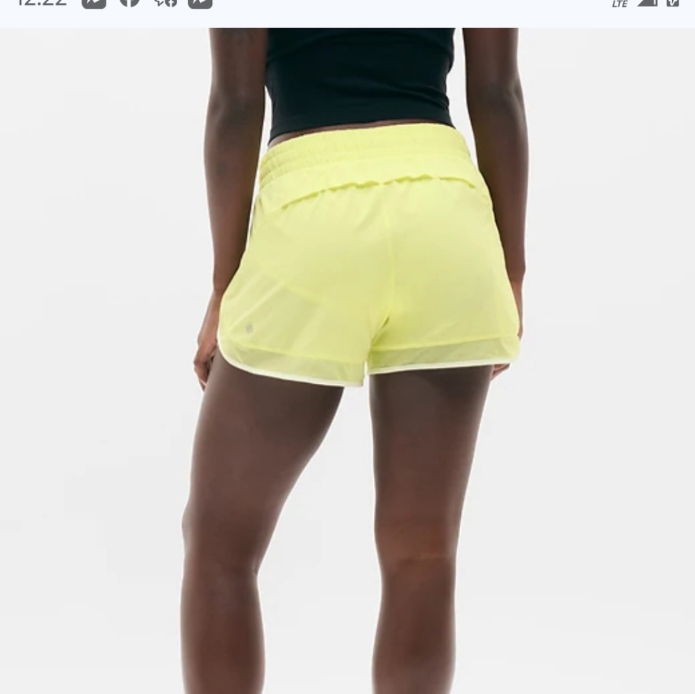 Athleta Mesh Racer Run Shorts Size M